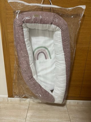 Nido Reductor para Bebé  marca Bonjour Bebé