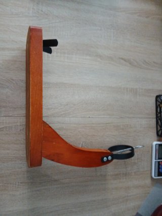 Jamonero de madera