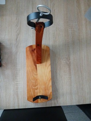 Jamonero de madera
