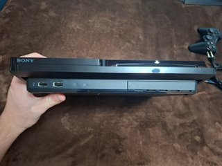 PlayStation 3 Slim con M.A.G.I.A + Juegos