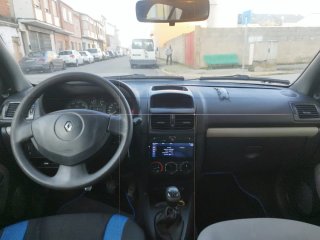 Renault Clio 2004