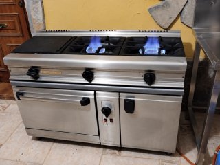 Cocina Industrial de Acero Inoxidable