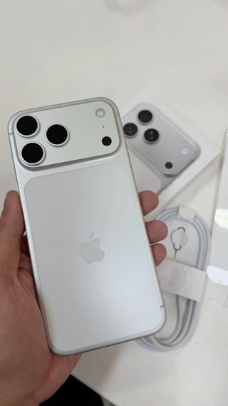 iPhone 17 Pro Max