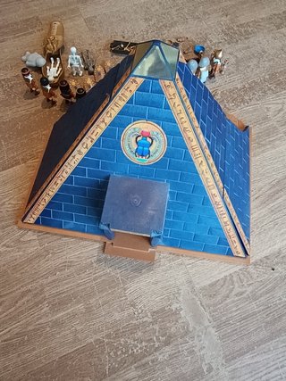 Pirámide Egipcia Playmobil con muchos accesorios