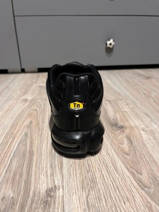 Nike Air Max Plus TN Triple Black Talla 41