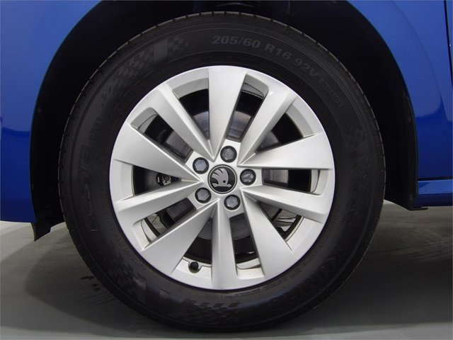 SKODA Kamiq 1.0 TSI 85kW (115CV) SELECTION
