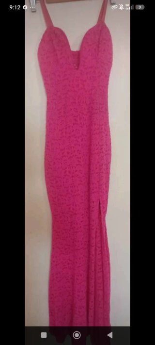 Vestido largo de fiesta fucsia