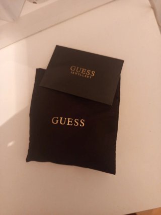 Cadena Guess Dorada Nueva
