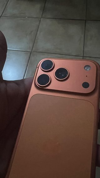 iPhone 17 Pro Naranja
