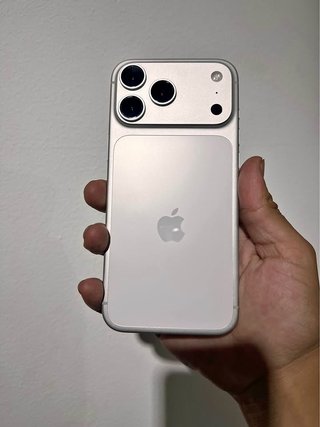 iPhone 17 Pro Max Plateado