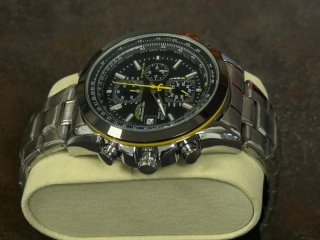 Reloj Cronógrafo MOD estilo CTZN Acero Esf Negra
