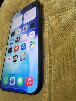 iPhone 16 Pro Max Negro