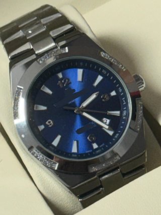 Reloj MOD estilo Vach Const Acero Esfera Azul