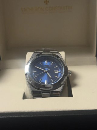 Reloj MOD estilo Vach Const Acero Esfera Azul
