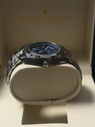 Reloj MOD estilo Vach Const Acero Esfera Azul