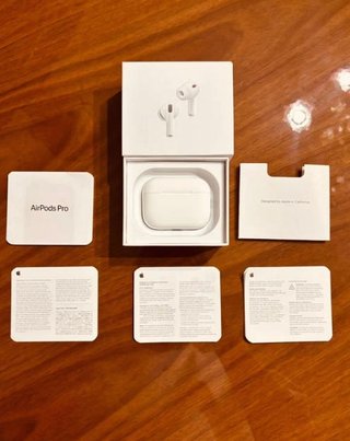 Apple AirPods Pro 3 Bianchi