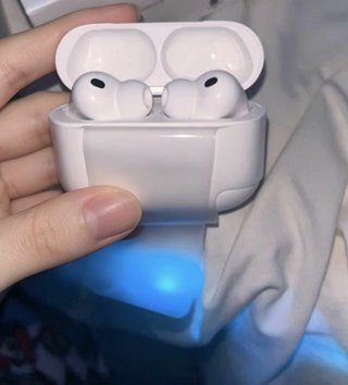 AirPods Pro 3 Bianchi