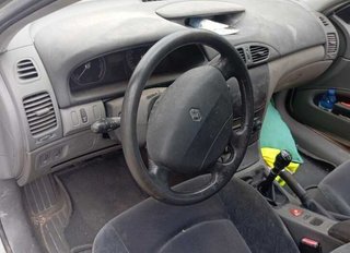 Faro der renault laguna (bg0) authentique 461126