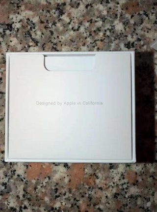AirPods Pro 3 Bianchi
