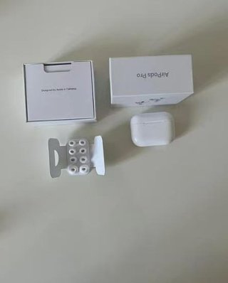 Apple AirPods Pro 3