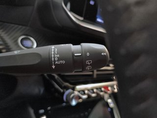 Peugeot 2008 Eléctrico Allure Pack (100kW)