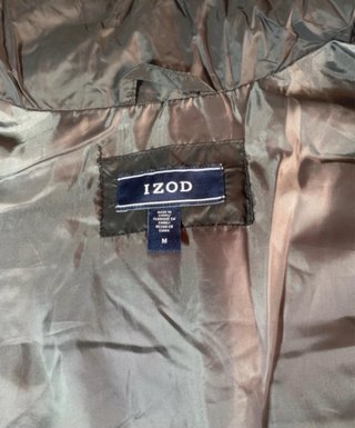 Chaleco acolchado IZOD negro