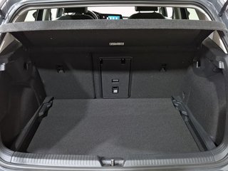 Volkswagen Golf GOLF 1.5 TSI 150 LIFE 5P (PACK HOLA TECNOLOGIA+PACK HOLA SEGURIDAD)