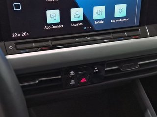 Volkswagen Golf GOLF 1.5 TSI 150 LIFE 5P (PACK HOLA TECNOLOGIA+PACK HOLA SEGURIDAD)