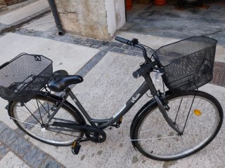 Bicicleta Urbana Btwin Negra