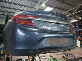 PARAGOLPES TRASERO Opel Insignia Sports Tourer (2008->)