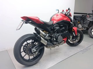 Ducati Monster Roja