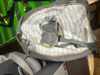 Hamaca Ingenuity para bebé con música