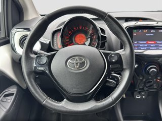 Toyota Aygo 1.0 70 x-sky