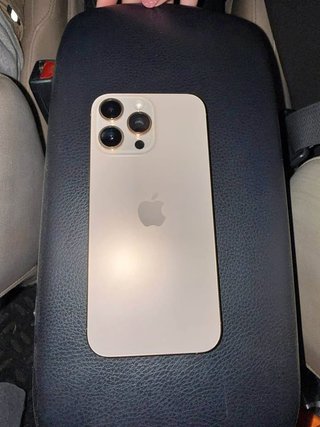 iPhone 16 Pro Max Gol