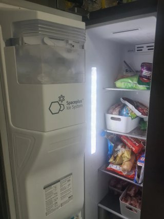 Nevera LG con dispensador de agua y hielo