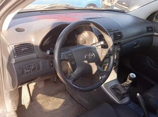 Cinturón seguridad tras der toyota avensis 463124