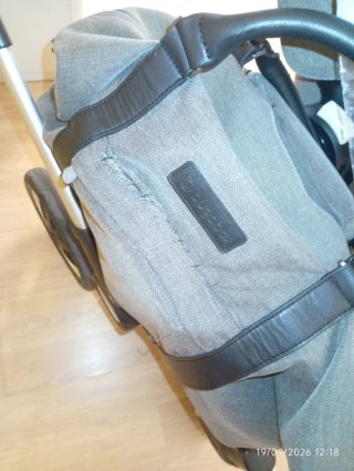 *Cochecito de paseo Bugaboo donkey2.