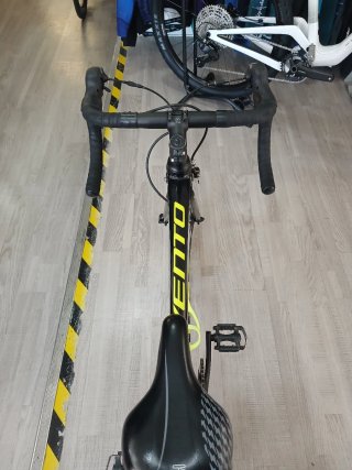 Bicicleta de carretera kross vento para niño