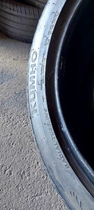 315/35 ZR20 110Y