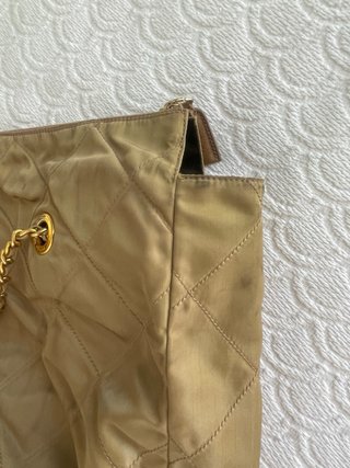 Bolso Prada Acolchado Cadena Dorado