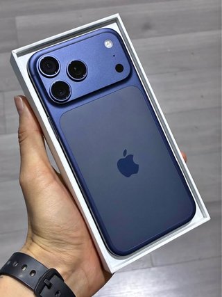 iPhone 17 Pro Max Azul Marino