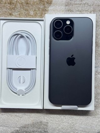 iPhone 16 Pro Max Negro