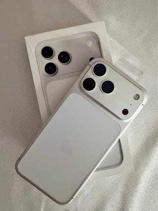 iPhone 17 Pro Max Plata