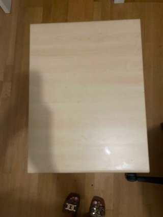 Cajonera Steelcase metálica y madera. Dos cajones.