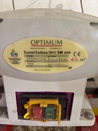 Esmeriladora Optimum SM 200