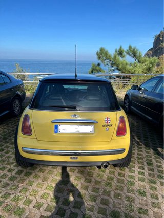 MINI Cooper 2004