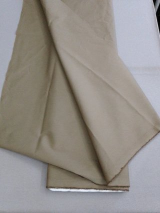 Tessuto in cotone color sabbia