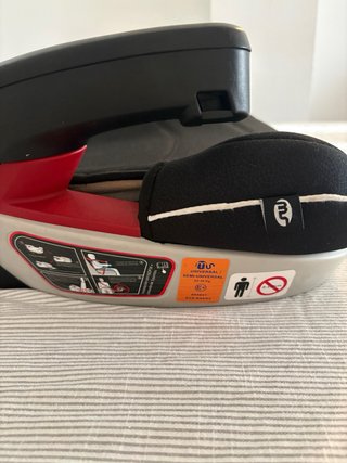 Alzador para coche con isofix