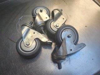 Set de 4 Ruedas Industriales de Metal