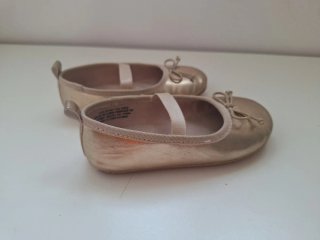 Bailarinas doradas H&M T23
